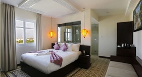 Khách sạn Royal Riverside Hội An